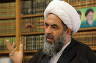 دشمن به بهانه حجاب دنبال از بین بردن اسلام و تجزیه ایران است