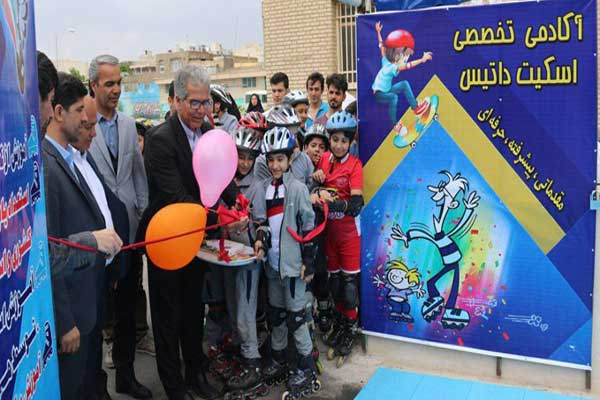 افتتاح نخستين آكادمي تخصصي اسكيت در قم افتتاح نخستين آكادمي تخصصي اسكيت در قم