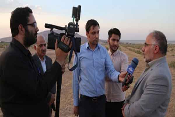 1600 هکتار از کانونهای تولید ریزگرد قم بوتهکاری و نهالکاری شد 1600 هکتار از کانونهای تولید ریزگرد قم بوتهکاری و نهالکاری شد