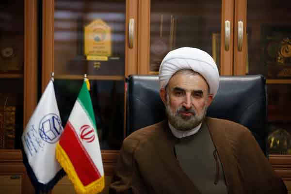 علت تنزل «امر دینی» حجاب به یک «امر اخلاقی» و فردی علت تنزل «امر دینی» حجاب به یک «امر اخلاقی» و فردی