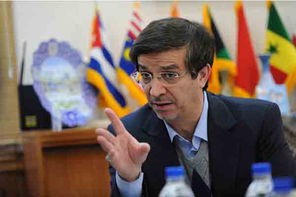 اندر حکایت تحصیل فرزندان شهردار قم در خارج؛تربیت سفیر با اعمال شاقه! اندر حکایت تحصیل فرزندان شهردار قم در خارج؛تربیت سفیر با اعمال شاقه!