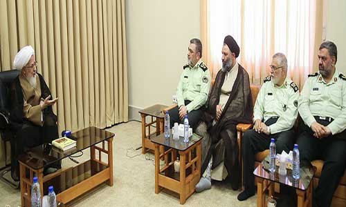 برخی در کشور دهه غارت راه انداختند برخی در کشور دهه غارت راه انداختند