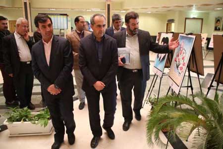 نمایشگاه پوستر مفهومی پدافند غیرعامل درقم گشایش یافت نمایشگاه پوستر مفهومی پدافند غیرعامل درقم گشایش یافت