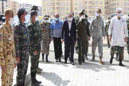 ارتش برای درمان بیماران کرونایی قم بیمارستان تنفسی راه اندازی می کند ارتش برای درمان بیماران کرونایی قم بیمارستان تنفسی راه اندازی می کند