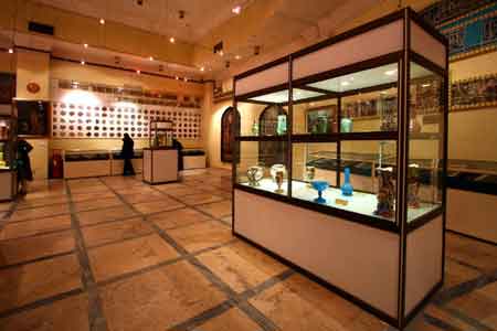 رایگان از موزه فاطمی قم بازدید کنید