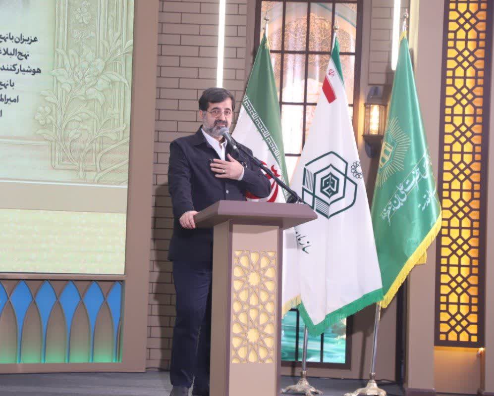 نیاز امروز جامعه، معارف قرآن و نهج البلاغه است 