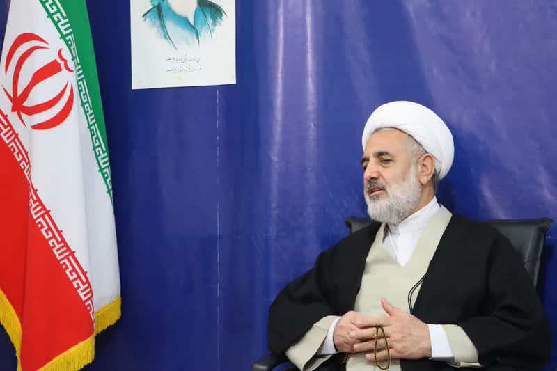 هر روز تعطیلی ۳۰ هزار میلیارد تومان به مردم و اقتصاد ضرر میزند هر روز تعطیلی ۳۰ هزار میلیارد تومان به مردم و اقتصاد ضرر میزند
