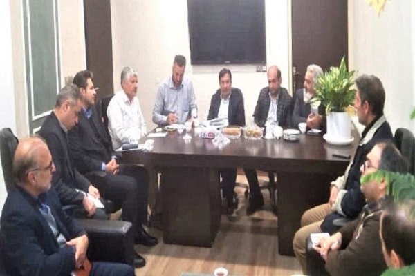 احداث و تغییر کاربری درطول جاده ها، منوط به رعایت اصول ایمنی است احداث و تغییر کاربری درطول جاده ها، منوط به رعایت اصول ایمنی است