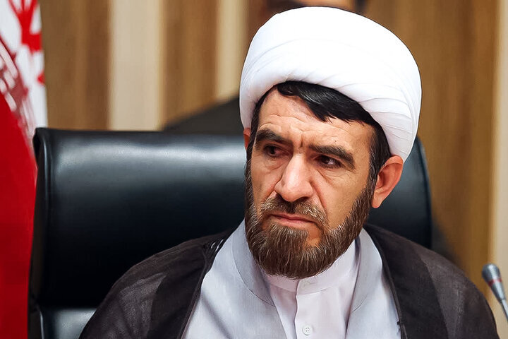 برخورد قاطع با سگگردانی در معابر عمومی قم برخورد قاطع با سگگردانی در معابر عمومی قم