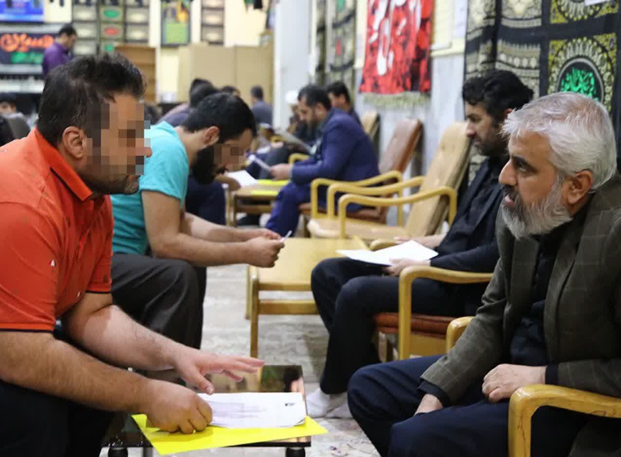 ۱۹ زندانی در قم از نعمت آزادی برخوردار شدند ۱۹ زندانی در قم از نعمت آزادی برخوردار شدند