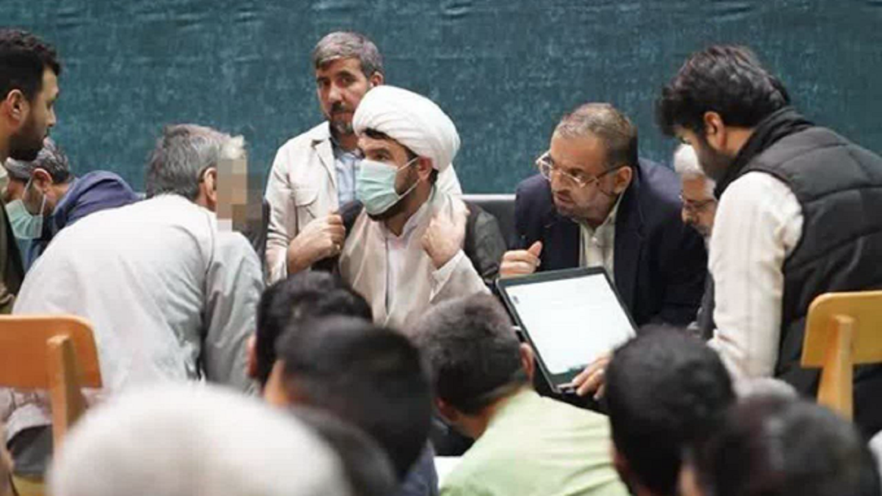 آزادی ۵۰ زندانی همزمان با هفته قوه قضاییه در قم آزادی ۵۰ زندانی همزمان با هفته قوه قضاییه در قم