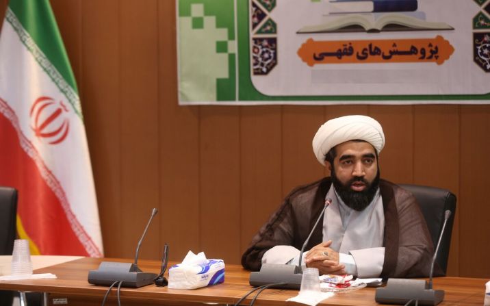 حضور فعّال دفتر نشر مرکز فقهی ائمه اطهار (ع) در سی و ششمین نمایشگاه بینالمللی کتاب تهران حضور فعّال دفتر نشر مرکز فقهی ائمه اطهار (ع) در سی و ششمین نمایشگاه بینالمللی کتاب تهران