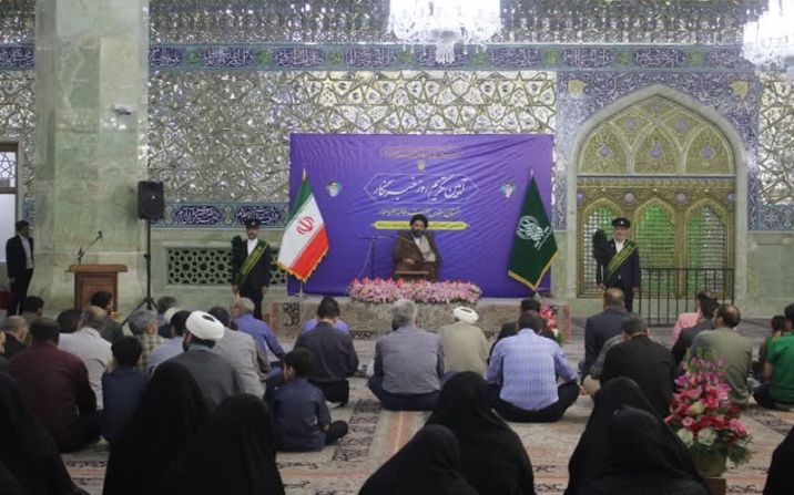 آیین غبارروبی حرم مطهر بانوی کرامت با حضور اصحاب رسانه برگزار شد آیین غبارروبی حرم مطهر بانوی کرامت با حضور اصحاب رسانه برگزار شد