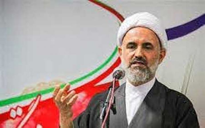 جشنواره و نمایشگاه هفته پژوهش در قم برگزار میشود جشنواره و نمایشگاه هفته پژوهش در قم برگزار میشود