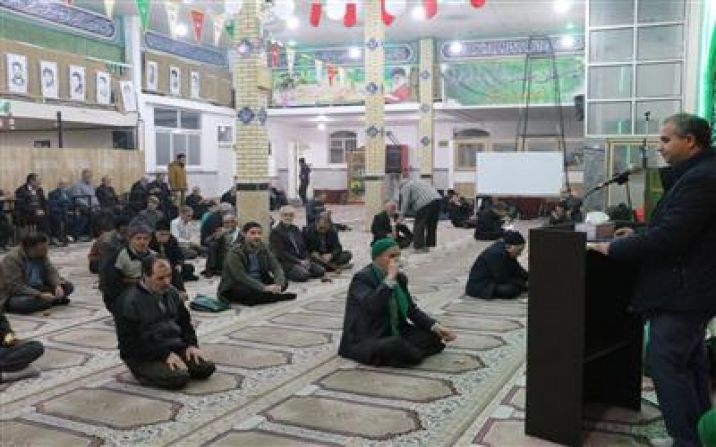 احداث بیش از 100 کیلومتر شبکه برق در منطقه سه قم احداث بیش از 100 کیلومتر شبکه برق در منطقه سه قم